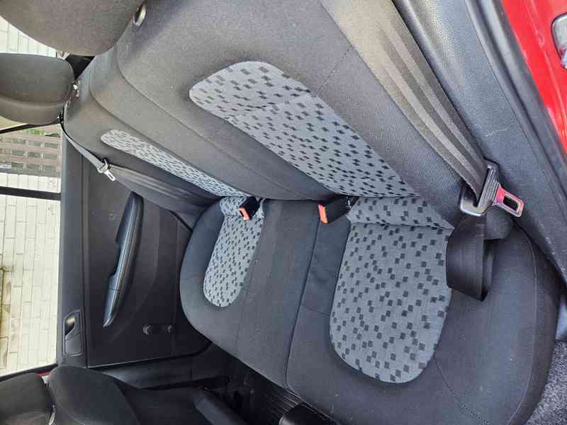 Škoda Fabia Combi 1.4 16V 59kw r.v.2007 - foto 8
