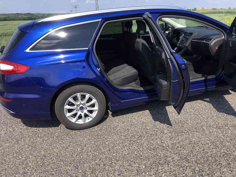 Ford Mondeo V. 2,0 TDCi 110KW Navigace, parkov. as.  - foto 12