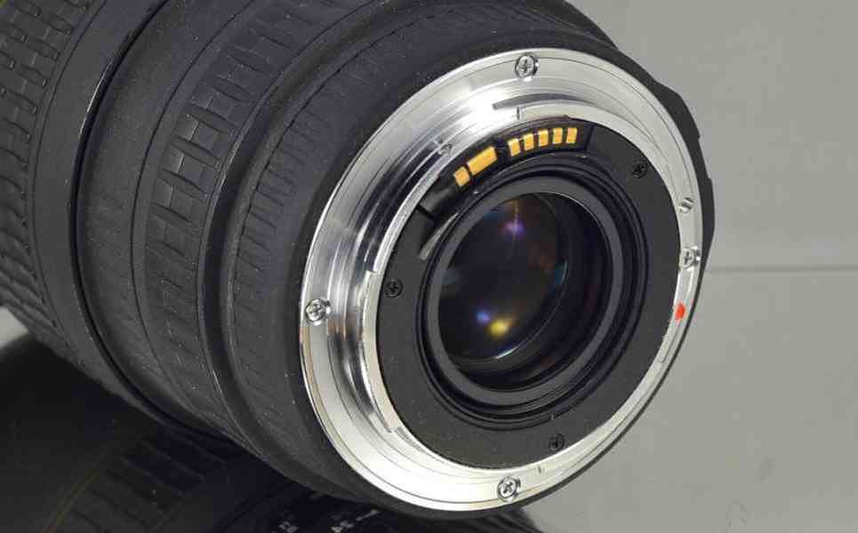 pro Canon - Sigma DG 24-70mm F/2.8 EX ASPHERICAL **F.F. Zoom - foto 5