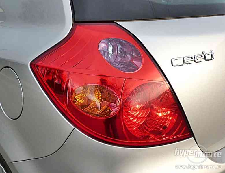 KIA CEED 1.6 CRDi, 2007, 1.maj ČR, klima, servis.kniha - foto 3