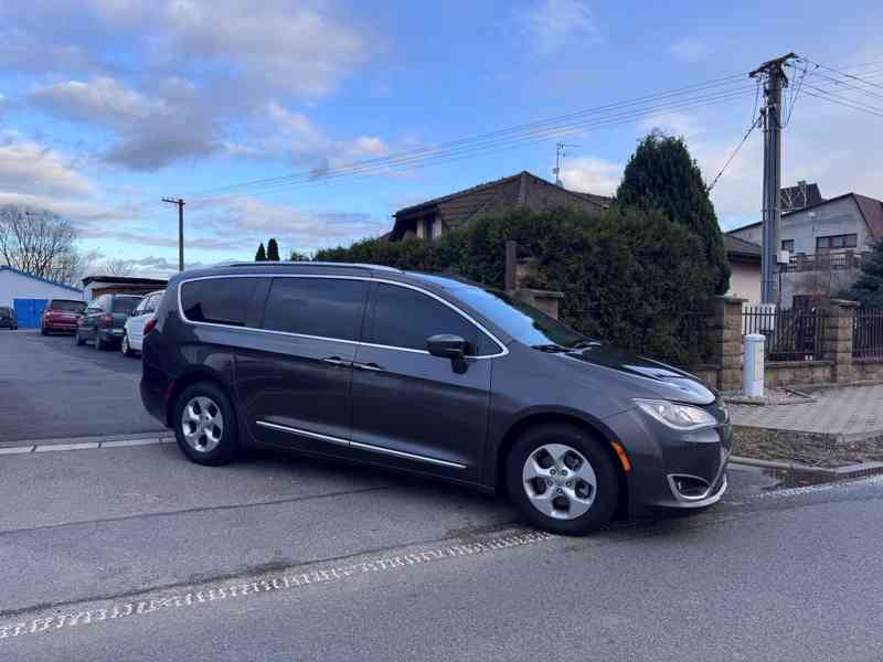 Chrysler Pacifica 3,6 RU DVD NEW 2017 AKCE 2025 - foto 1