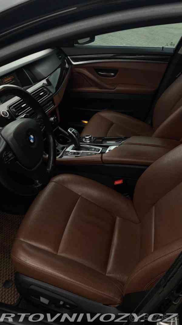 BMW 3 3,0 F11 530 X- drive 19 - foto 17