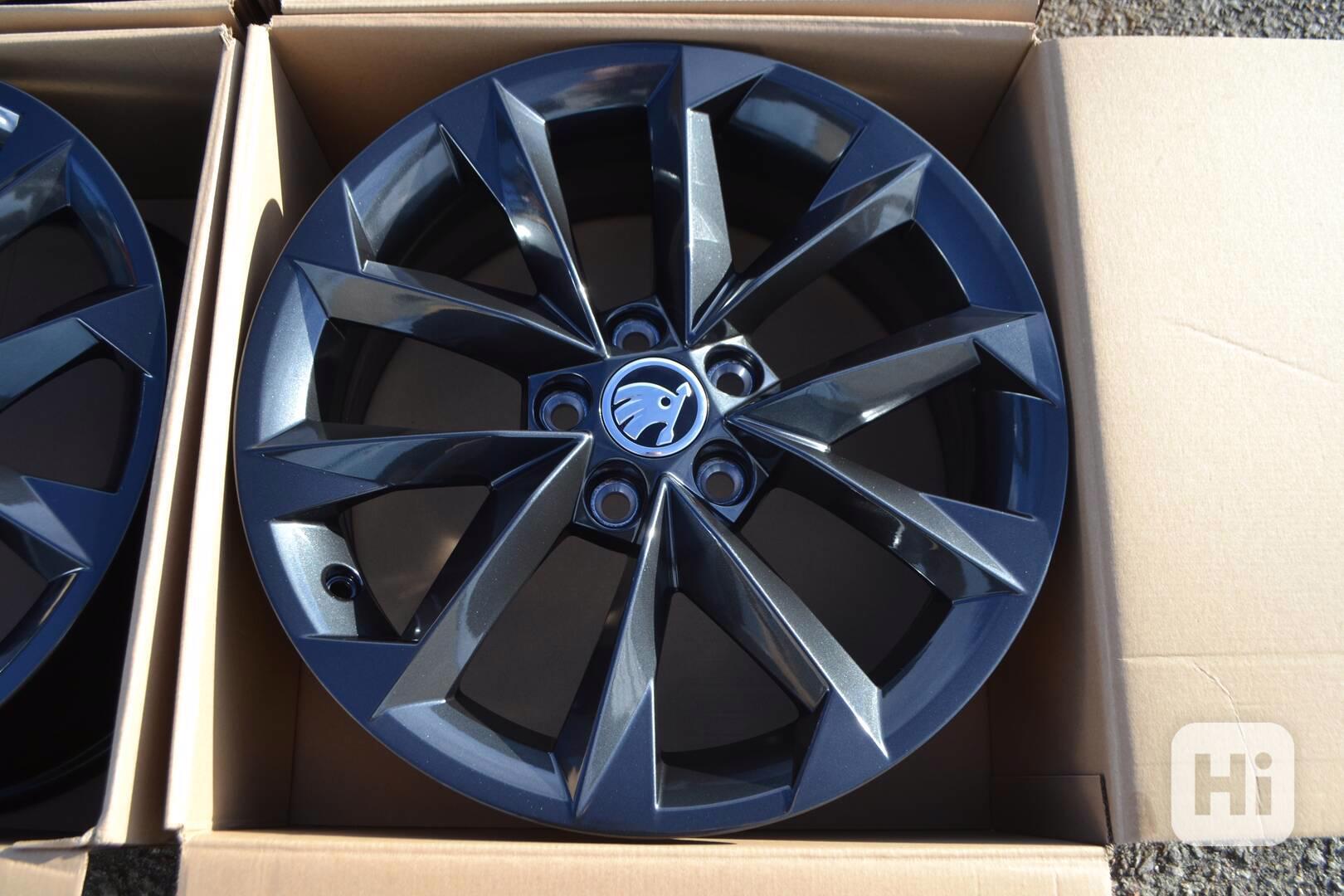 Škoda Kamiq/Scala,S.Arona– NOVÉ 16 originál Alu disky-černé - foto 1