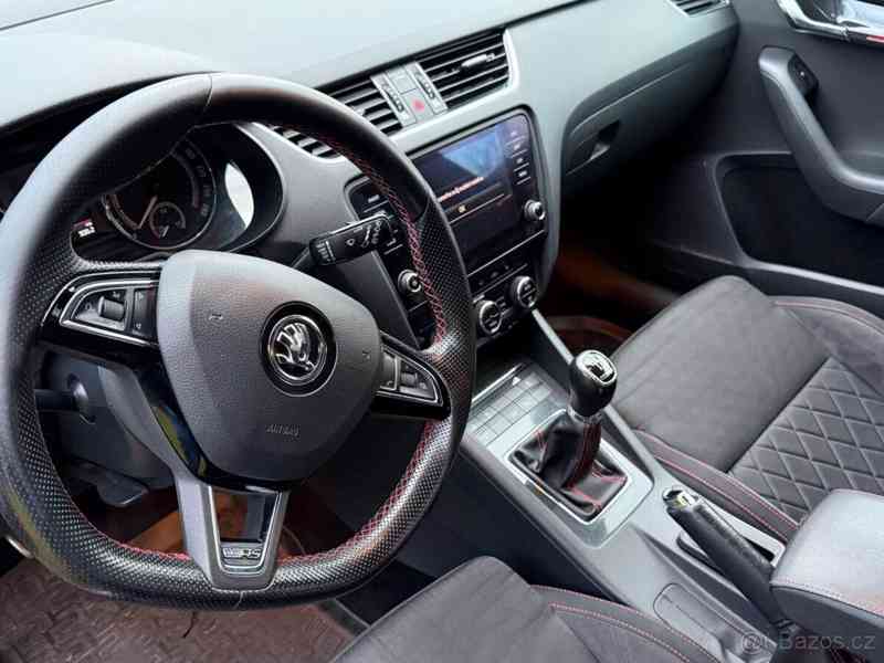 Škoda Octavia 2,0   RS 135kW - foto 8