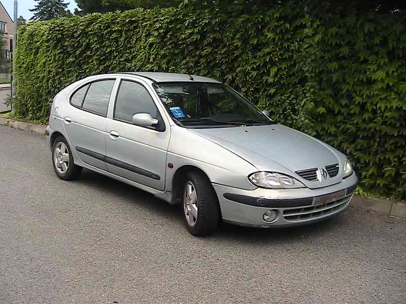 NÁHRADNÍ DÍLY - RENAULT MEGANE 1.6 16V - foto 1