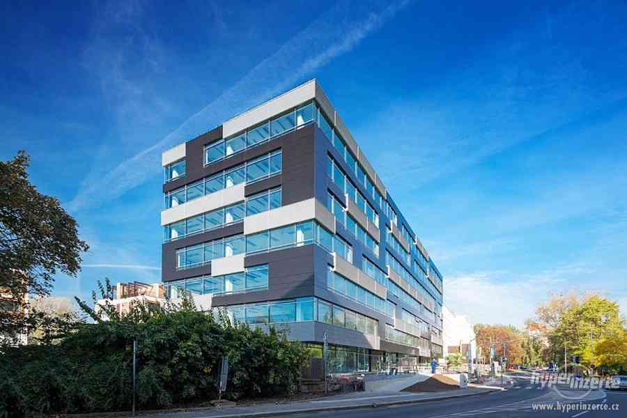 Kanceláře 120 - 1250 m2 Dock, Praha 8 Palmovka, Voctářova ul - foto 1