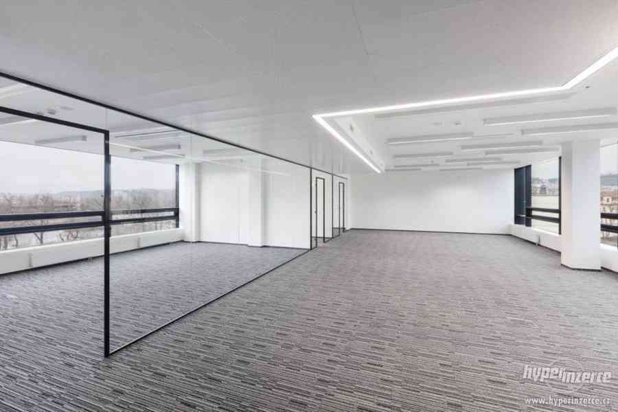 Kanceláře 120 - 1250 m2 Dock, Praha 8 Palmovka, Voctářova ul - foto 5