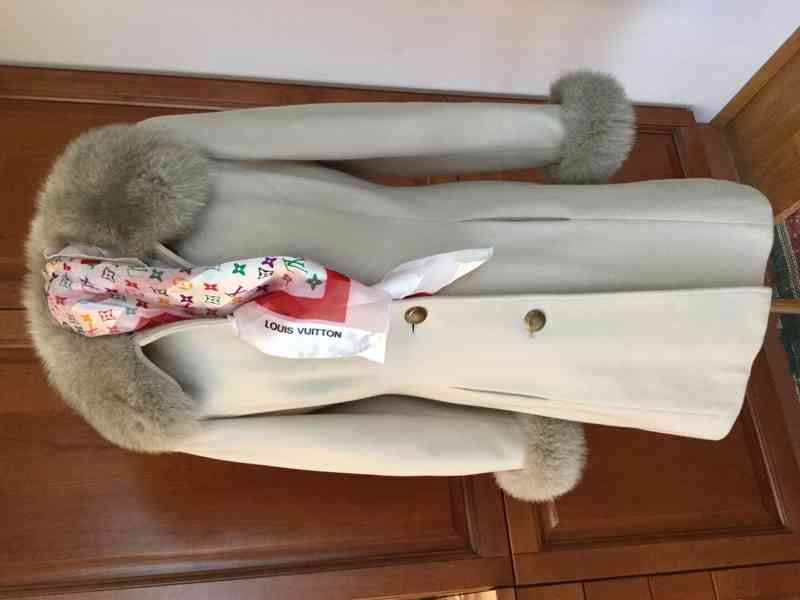 Louis Vuitton Šatka šála šátek Kolem Krku Dámská 100x100cm - foto 4