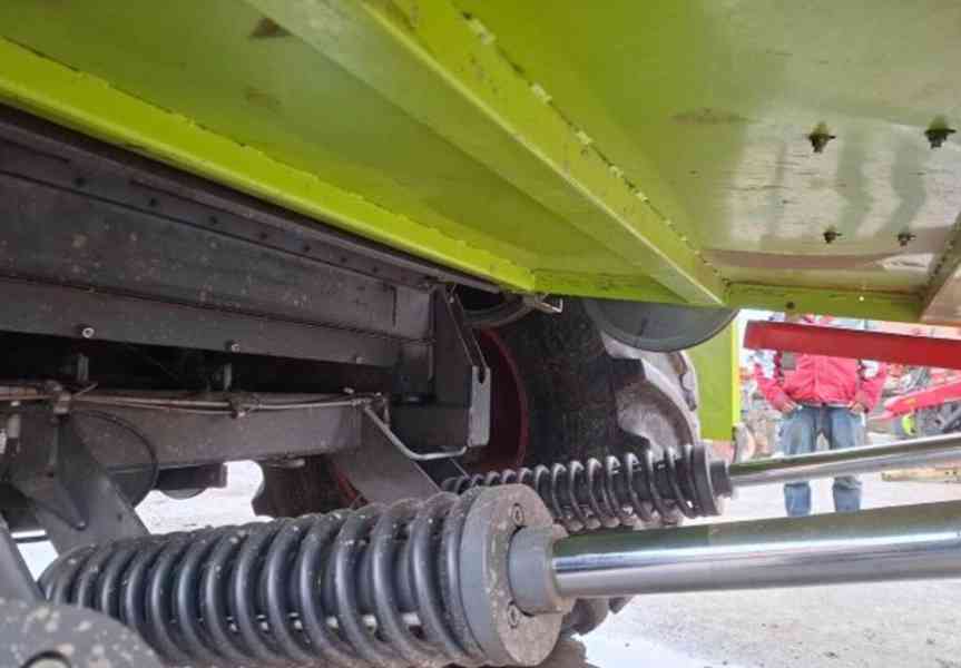 12t kombajn CLAAS Mega360 lišta 6m řepka agro - foto 7