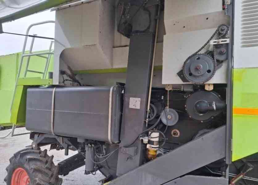 12t kombajn CLAAS Mega360 lišta 6m řepka agro - foto 6