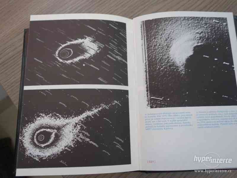Prodám knihu o Halleyově kometě - foto 5