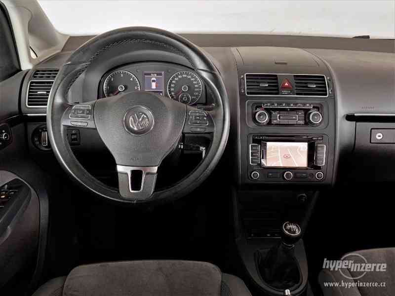 VW Touran B7 Highline 2.0TDi, Navi, Alcantara, 7míst - foto 9