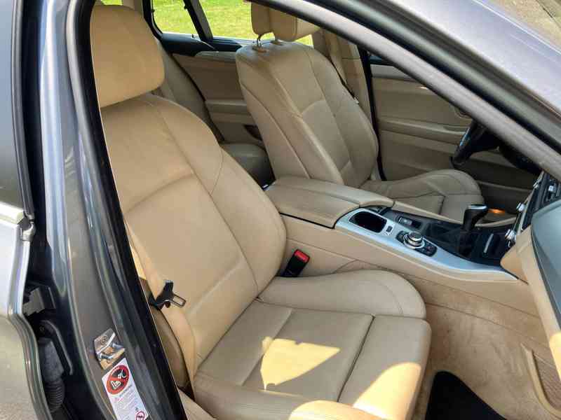 BMW 520D F11 - foto 6