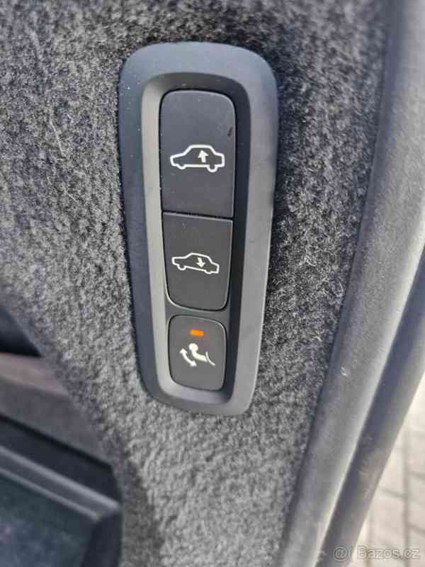 Volvo XC90 2,0   T 235KW 320PS 4X4 Inscription - foto 10