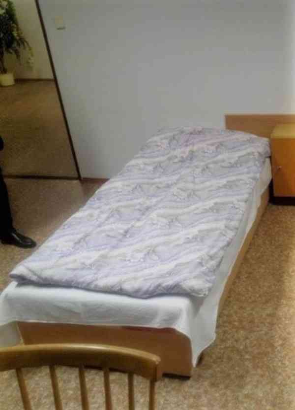 1.lůžkový pokoj v RD 5+1, nově zař., ml. prac. m./ž./stud. - foto 3