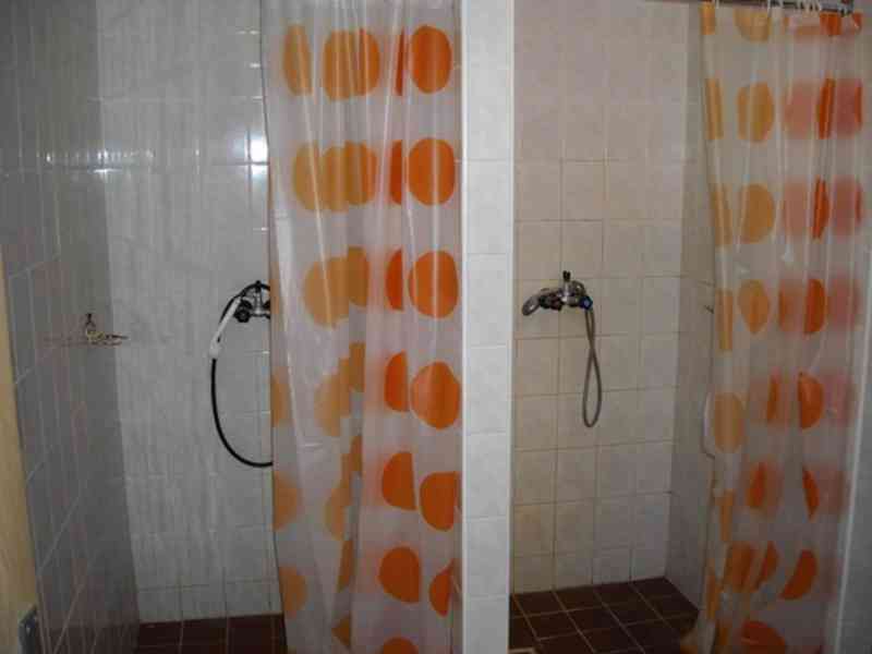 1.lůžkový pokoj v RD 5+1, nově zař., ml. prac. m./ž./stud. - foto 5