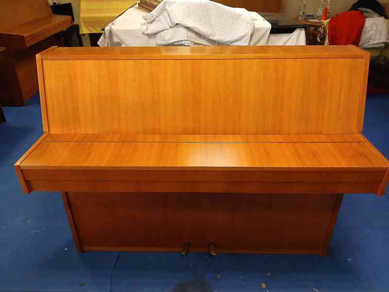 Kvalitní málo hrané pianino zn. MAY záruka + doprava - foto 2