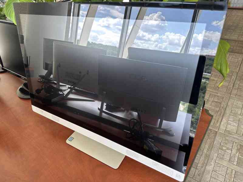 HP Pavilion 27-a150nc