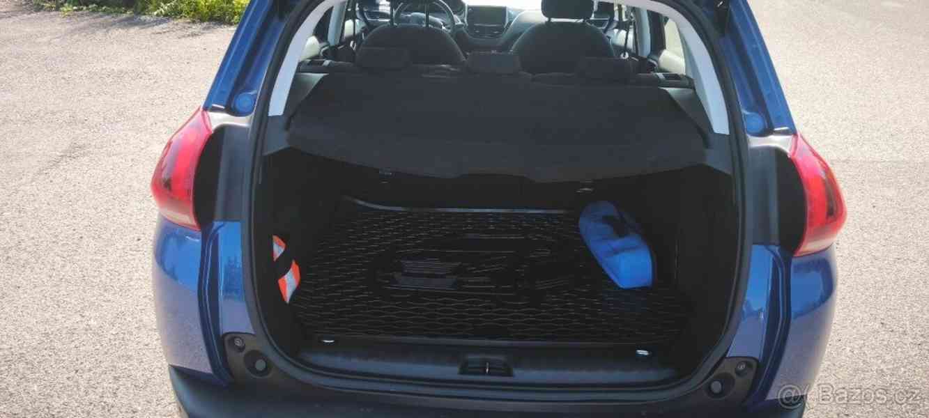 Peugeot 2008 1,2   PureTech (2019) - foto 4
