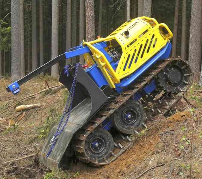 ZÁNOVNÍ železný kůň 23HP 24kN 35m Kapsen vyvážečka dřevo les - foto 7