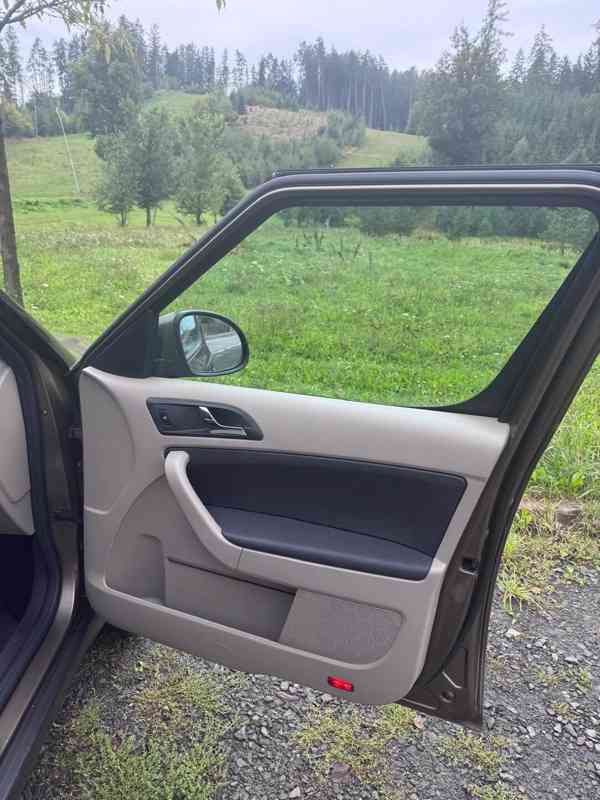 Škoda Yeti - foto 8