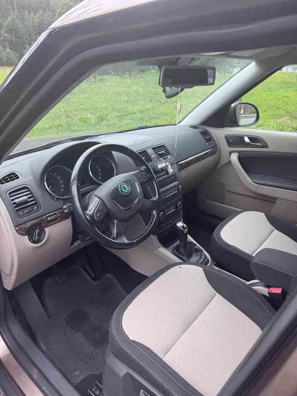 Škoda Yeti - foto 12