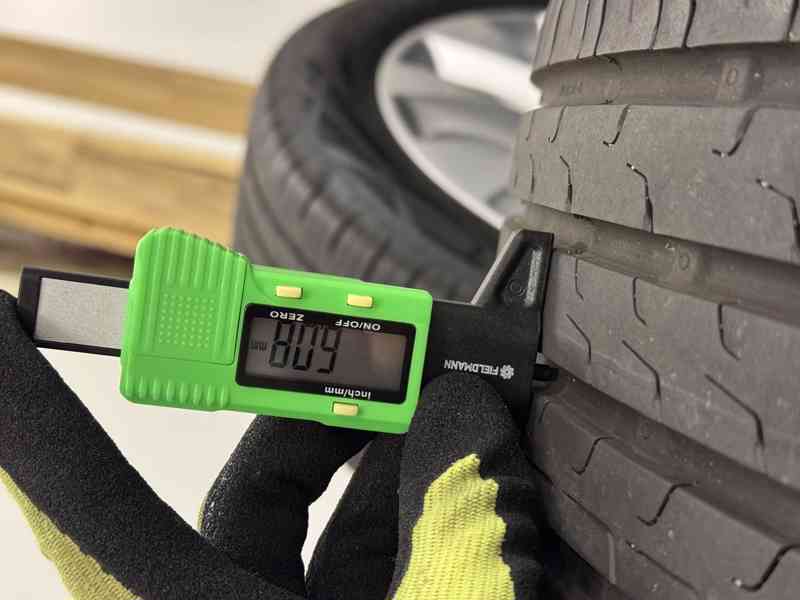 215/55 R18 LETNÍ originální sada Opel Mokka - foto 9