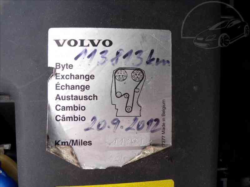Volvo V70 2,4 D5 TAŽNÉ ZAŘÍZENÍ,XENONY - foto 13