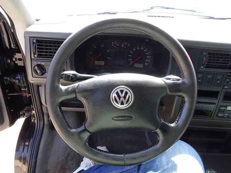 VW Multivan 2.5 TDI r.v.2002 (111 kw) závěs stk:2/2026 - foto 10