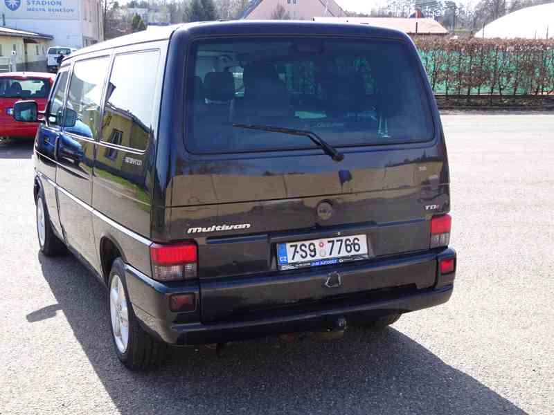 VW Multivan 2.5 TDI r.v.2002 (111 kw) závěs stk:2/2026 - foto 4