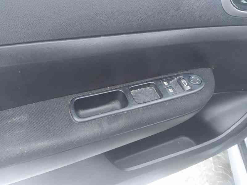 peugeot 307 kombi sw sedm míst, klimatronic,top stav - foto 14