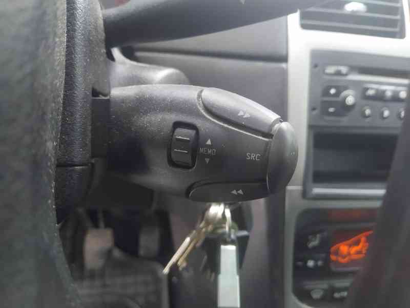 peugeot 307 kombi sw sedm míst, klimatronic,top stav - foto 11