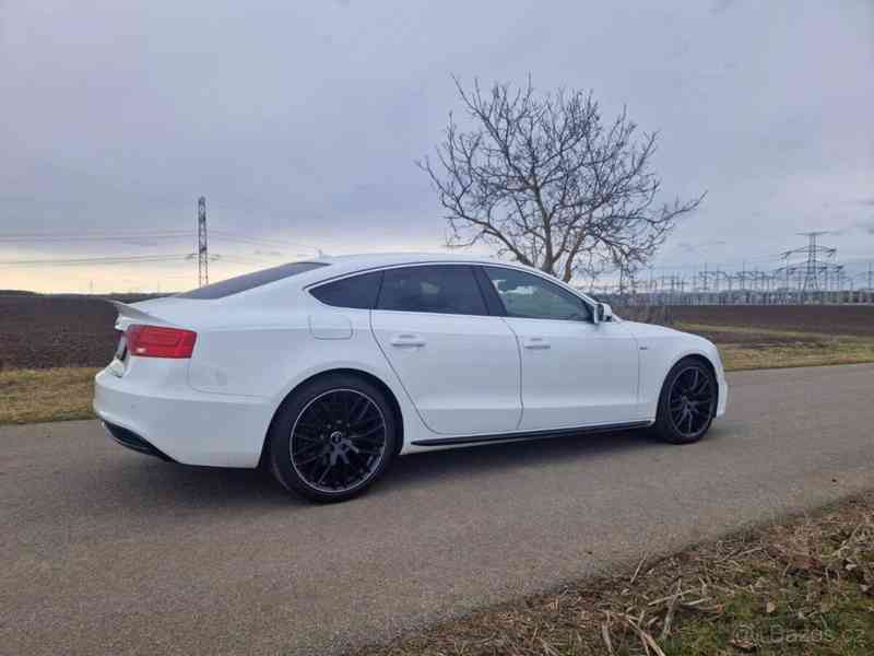 Audi A5 2,0   140KW Quattro-S line 106.700km - foto 18