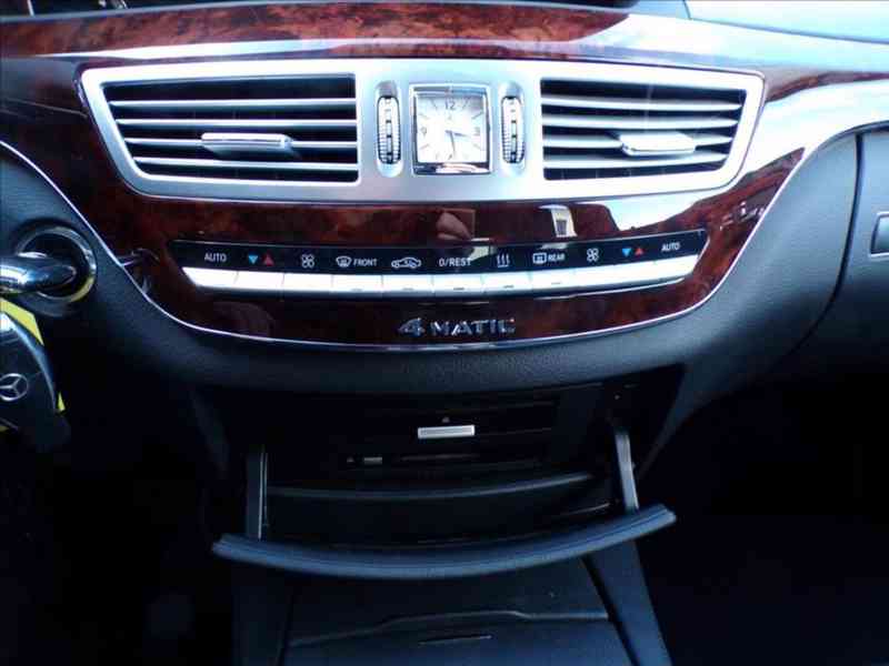 Mercedes-Benz V6 3,0 S 320 CDI 4-MATIC - foto 7