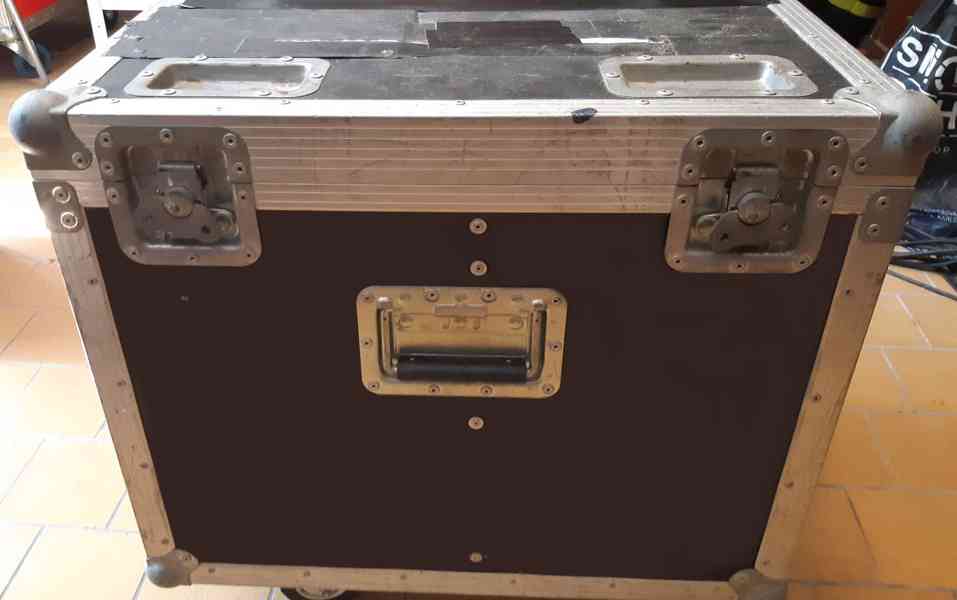 přepravní flight case pro 4 LED PAR - foto 4