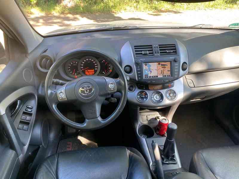 Toyota RAV 4 2,0i benzín  4x4 112kw - foto 4