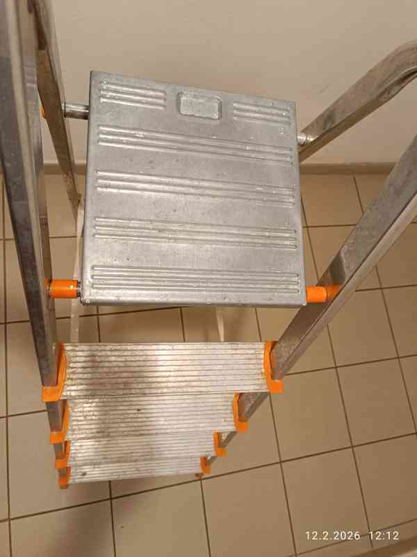 Prodám JEDNOSTRANNÉ HLINÍKOVÉ SCHUDKY, skládací - foto 4