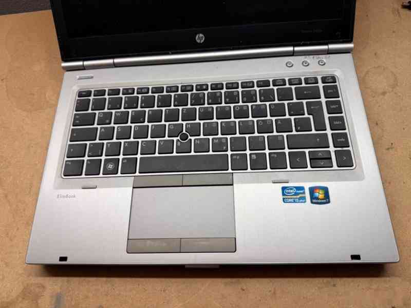 Predám pokazený notebook na náhradné diely zn. HP 8460p. - foto 3
