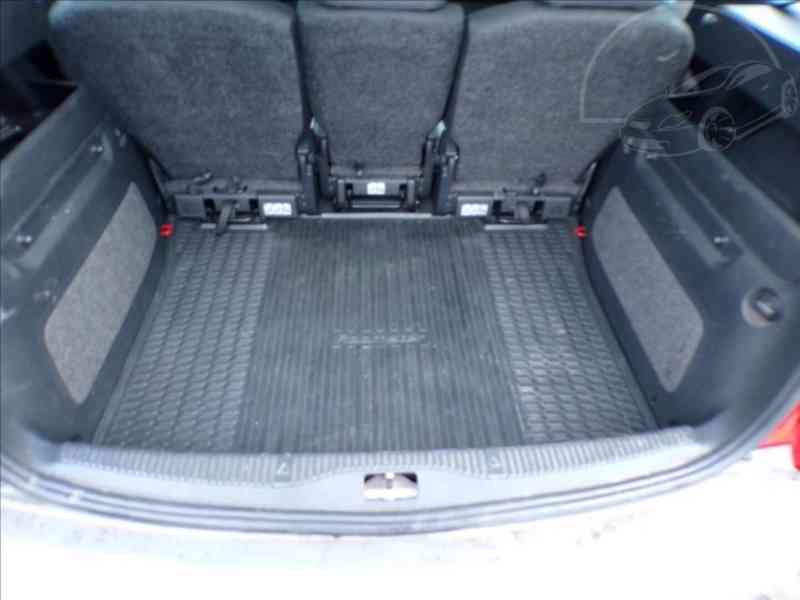 Škoda Roomster 1,4 16V STYLE - foto 9