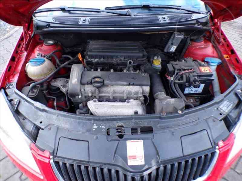 Škoda Roomster 1,4 16V STYLE - foto 13