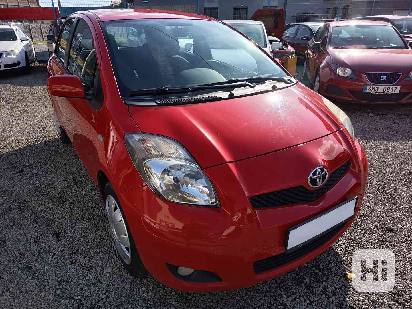 Toyota Yaris 1,0VVT-i Comfort ČR Klima  - foto 1