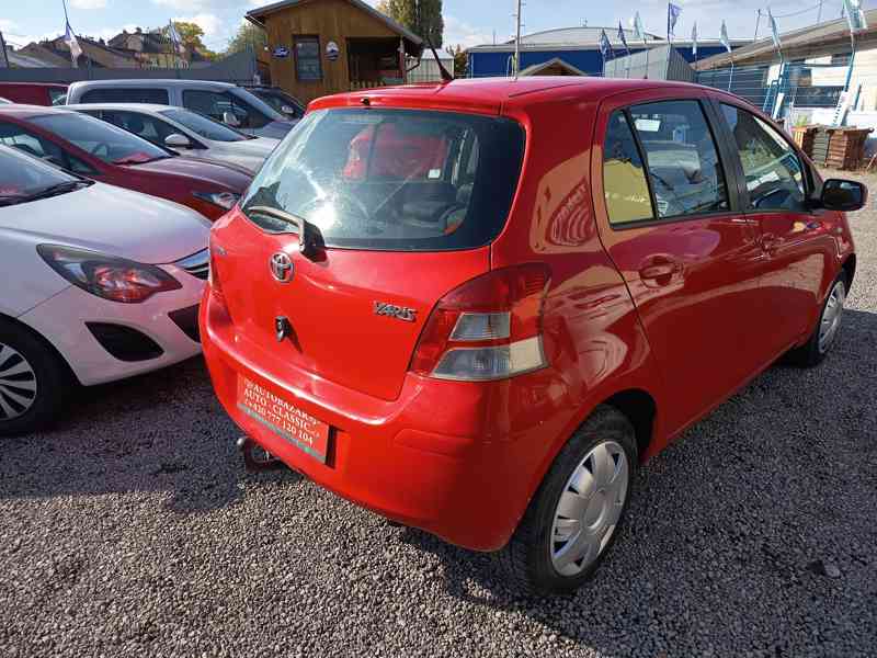 Toyota Yaris 1,0VVT-i Comfort ČR Klima  - foto 6