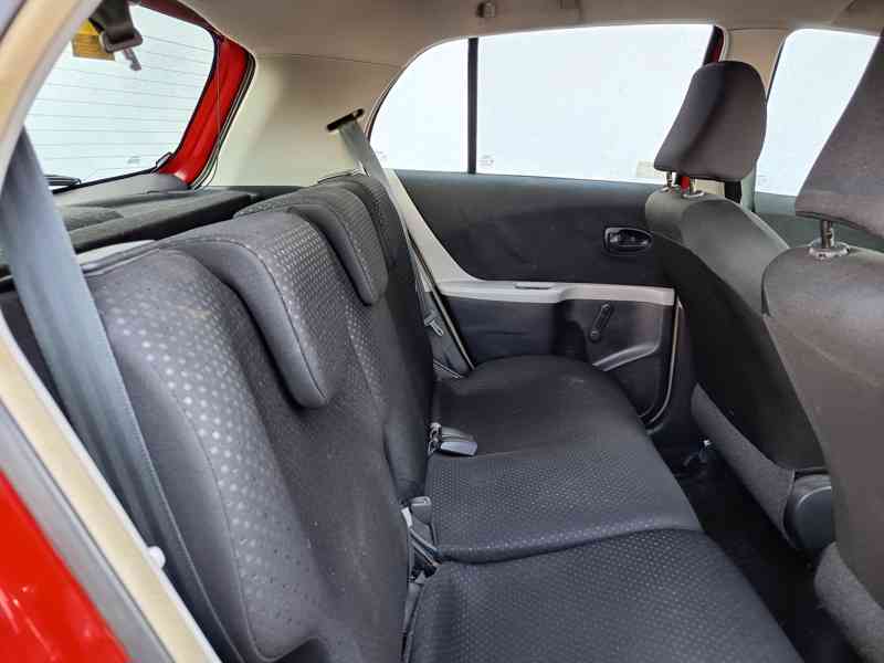 Toyota Yaris 1,0VVT-i Comfort ČR Klima  - foto 12