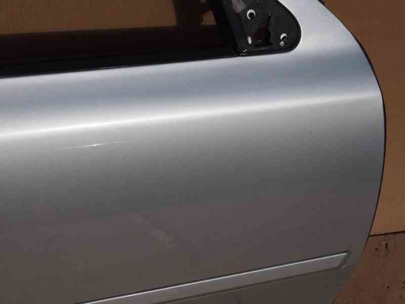 Pravé přední dveře Škoda Octavia II facelift - foto 5