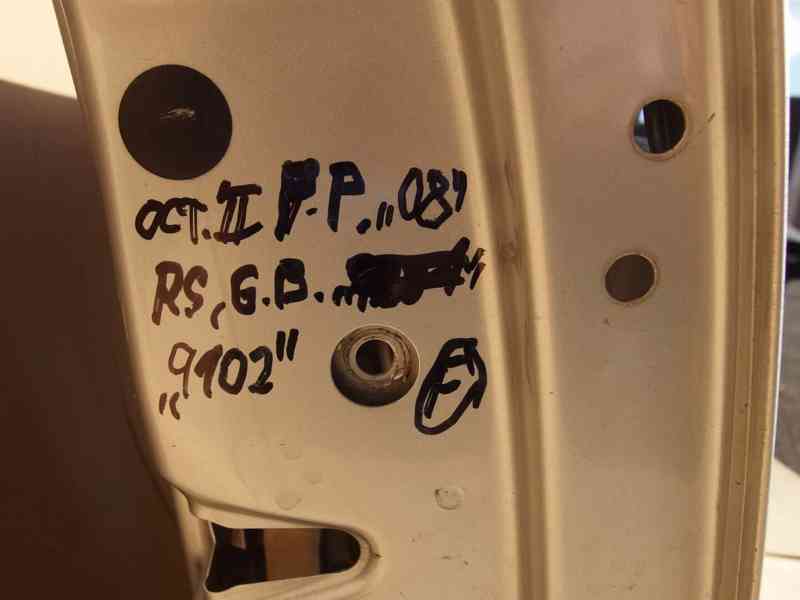 Pravé přední dveře Škoda Octavia II facelift - foto 11