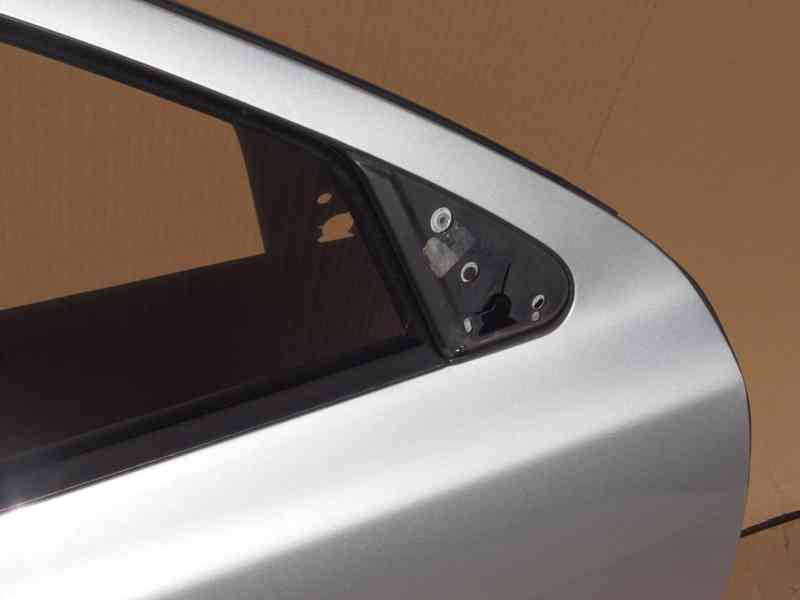 Pravé přední dveře Škoda Octavia II facelift - foto 3