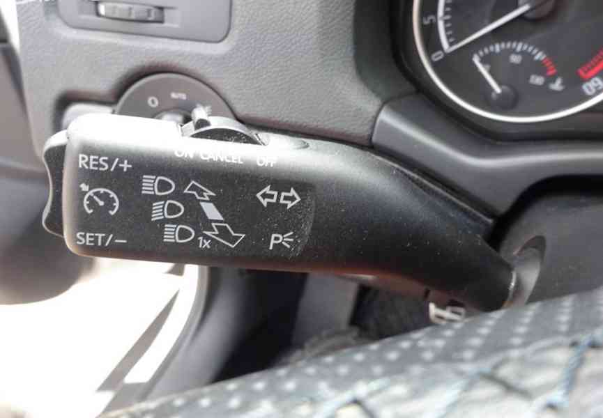 Škoda Octavia 2.0 TDI Combi RS r.v.2012 (137 kw) serviska - foto 11