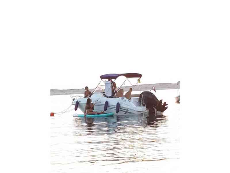 AM Yacht 565 + Mercury F 150 + trailer - POUŽITÁ - foto 3
