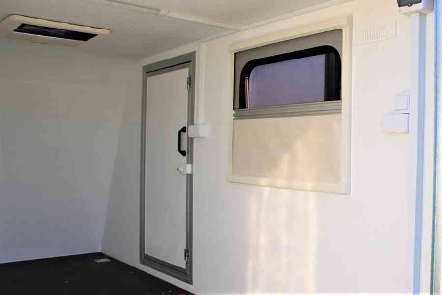 Přívěs skříňový TFS 320S.00 320x150x150 750kg okna+dveře - foto 6