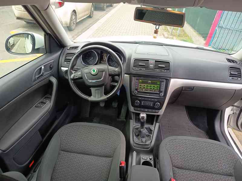 ŠKODA Yeti 2,0TDI 4X4 Experience 125kw - foto 16